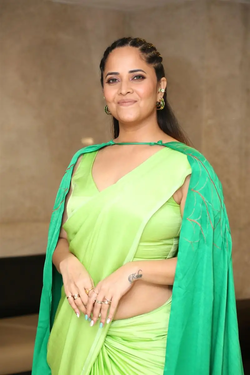 Anasuya Bharadwaj in Green Saree at Simbaa Movie Pre Release Event